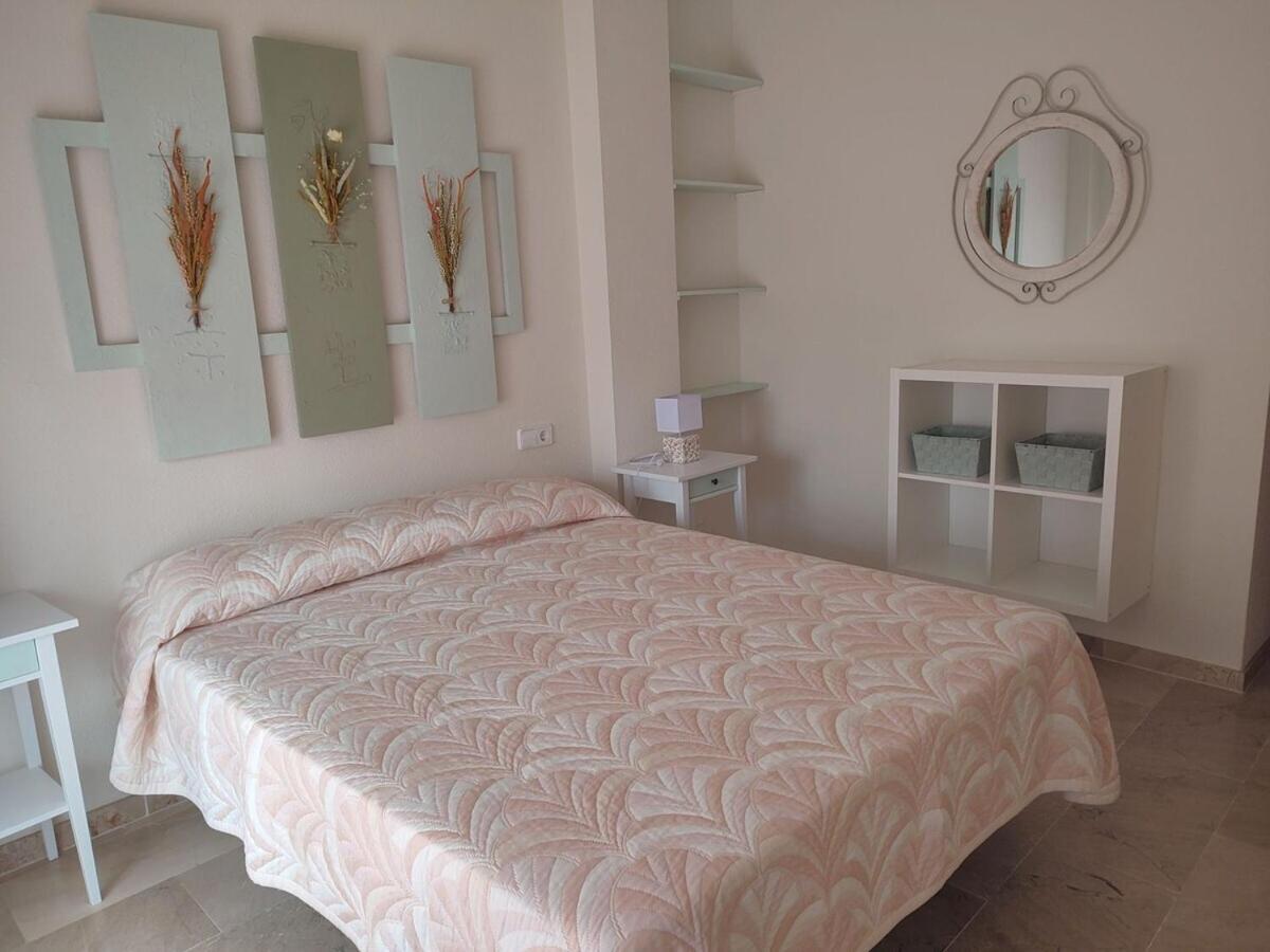 Apartamento Con Piscina Casares Exterior photo